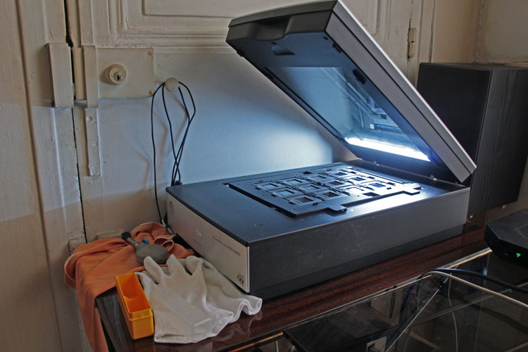 Scanner des couples stéréos de diapositives