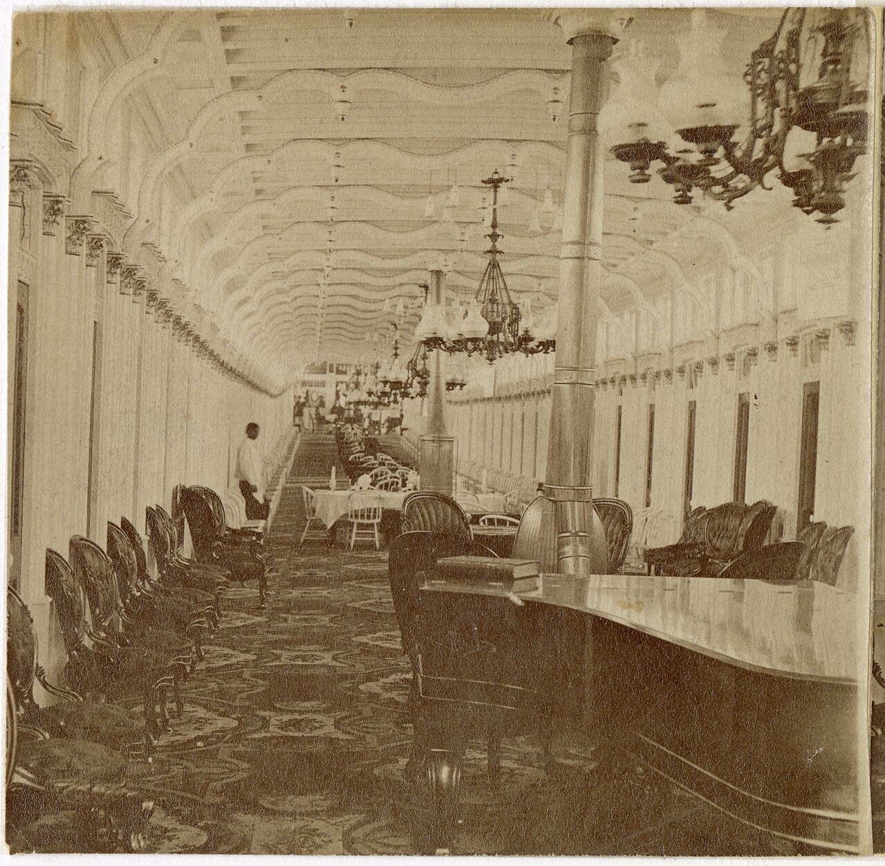 Image ancienne illustrant l’article « 61e Foire Internationale de la Photo »