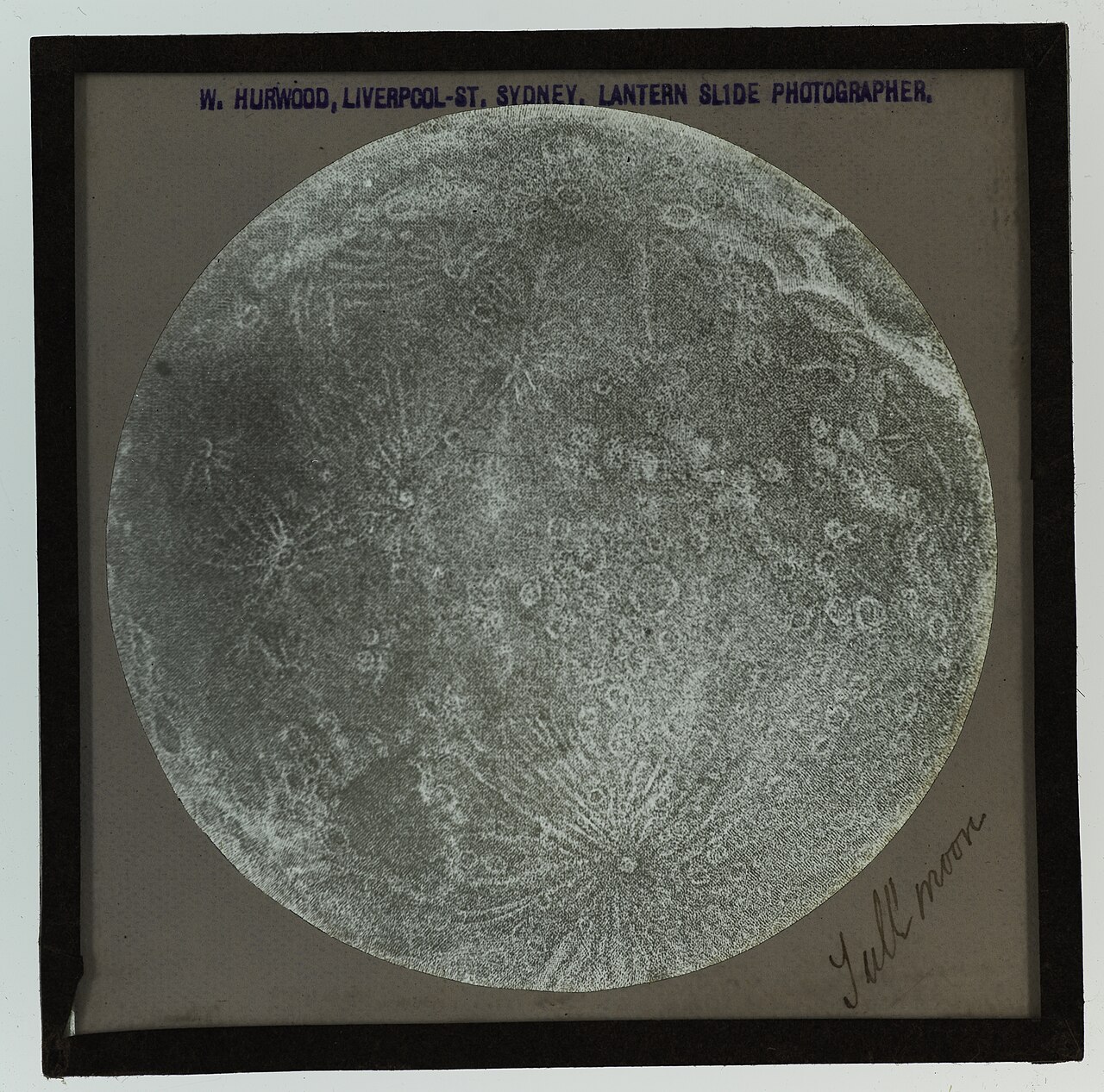 Image ancienne illustrant l’article « Séance mensuelle de projection »