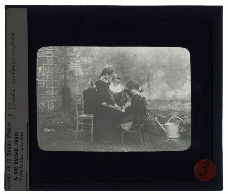 Image ancienne illustrant l’article « Projections 3D virtuelles à domicile »