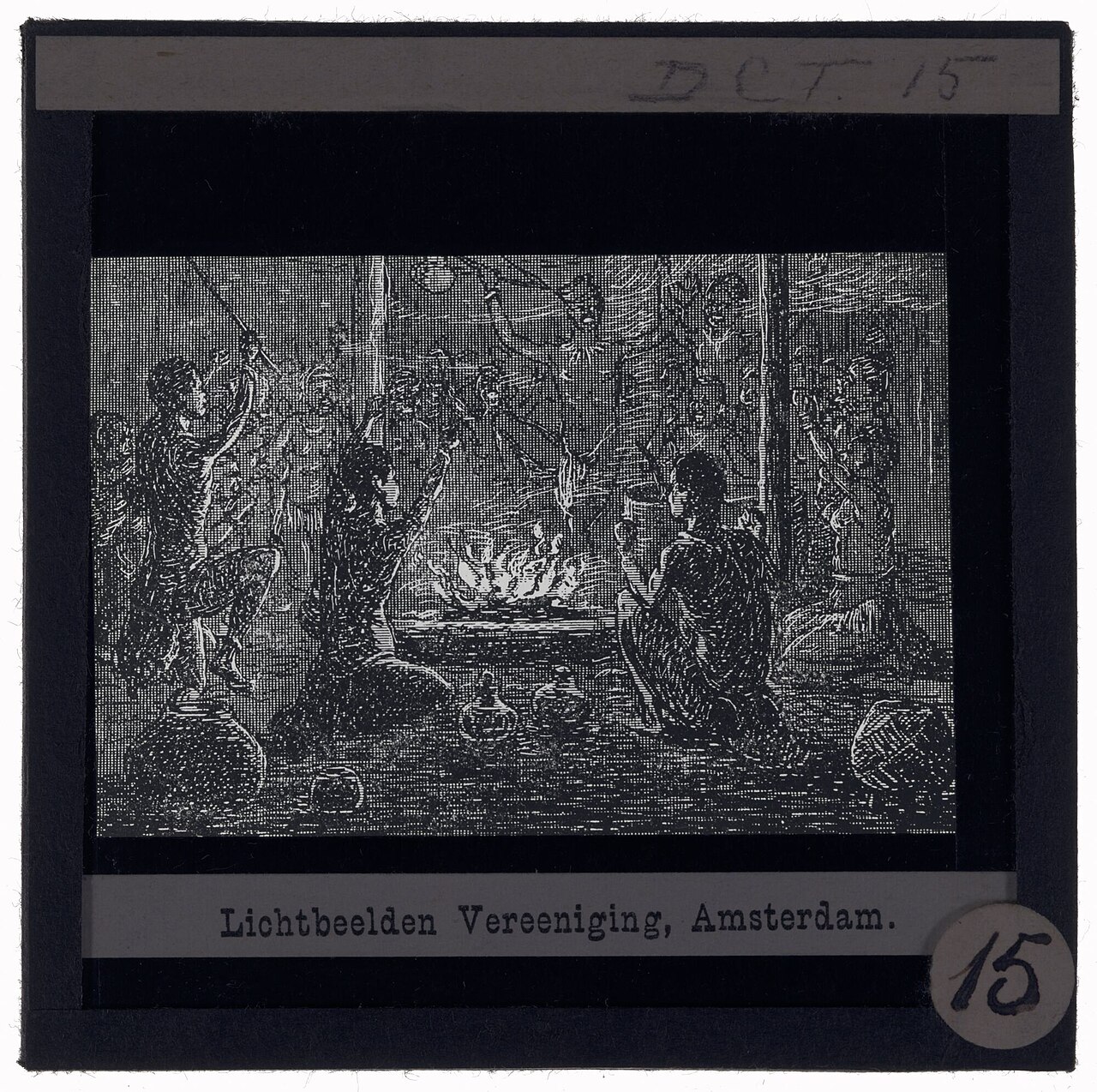 Image ancienne illustrant l’article « En - Séance de projection mensuelle du groupe Île-de-France à Charenton-le-Pont »