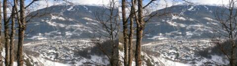 Le village de Bourg et le massif des Arcs