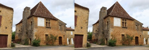 Place du fort : maison au cadran solaire