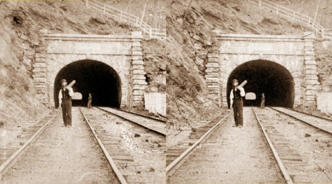 Reading Railroad Flat rock Tunnel Train