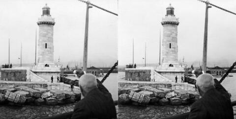 Sortie du port, le phare Saint Marie