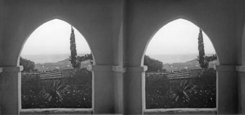 Vue du porche de la maison Béraud