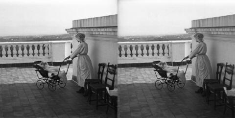 Famille sur terrasse de l'observatoire