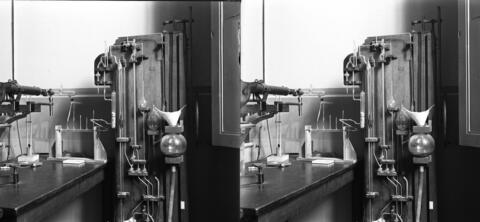 Laboratoire de La Baume Pluvinel, rue Laugier