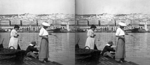 Pêche en famille dans le port