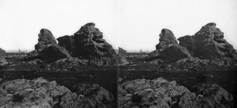 En allant sur Sion, rochers au bord de mer