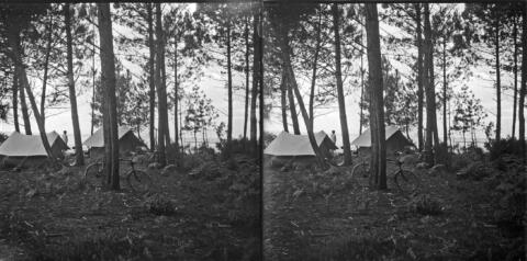 Camping au bord de l'étang de Parentis
