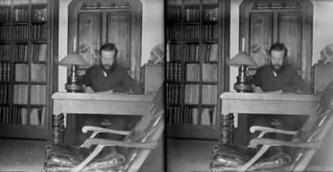 Moi dans la bibliothèque