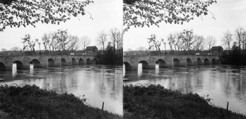 Vieux pont de Limay