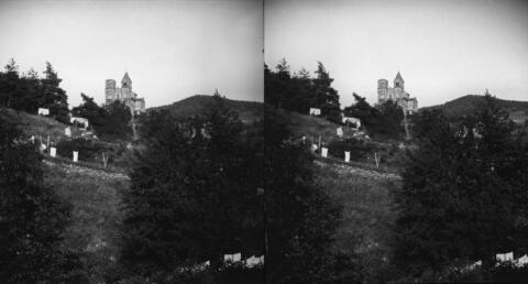 L'église vue de la route